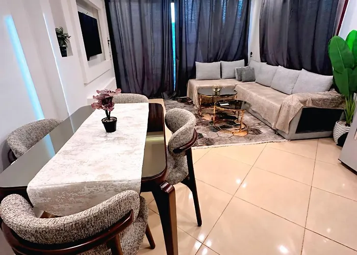 Szálloda Hills Azure Paradise 5*